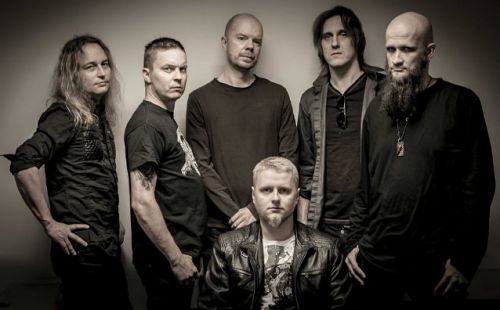 BARREN EARTH - Feröek-szigetekről érkezett az új énekes