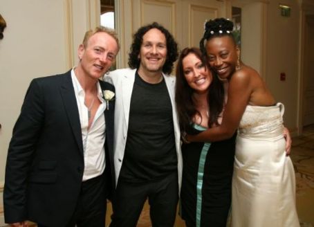 DEF LEPPARD's VIVIAN CAMPBELL Marries Longtime Girlfriend CAITLIN PHANEUF