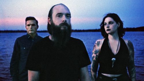 TRUE WIDOW - megfilmesítette 'F.W.T.S: L.T.M.' című dalát a texasi trió