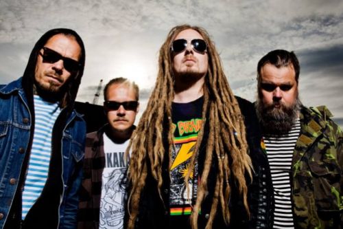 Teljes harmadik albumát közzétette a HIM tagjai alkotta DANIEL LIONEYE