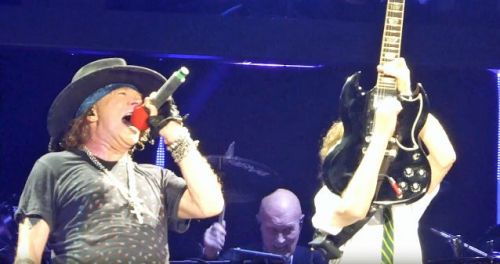 Videó: Atlantában adott koncertet az AC/DC
