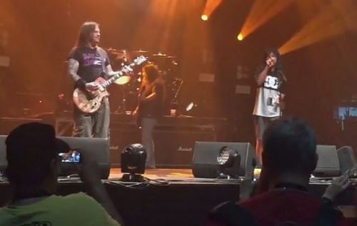 Bryan Adams klasszikus slágerét adták elő az Anthrax és a Slayer egyes tagjai (videó)