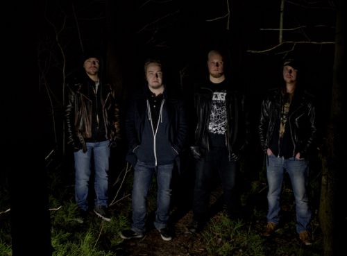 Itt a finn ALTAR OF BETELGEUZE együttes új klipje, az 'Absence Of Light'!