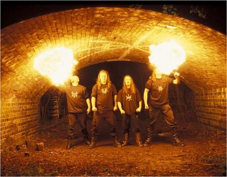 THUS DEFILED - bemutatta új dalát és új feldolgozásait az angol black metal banda