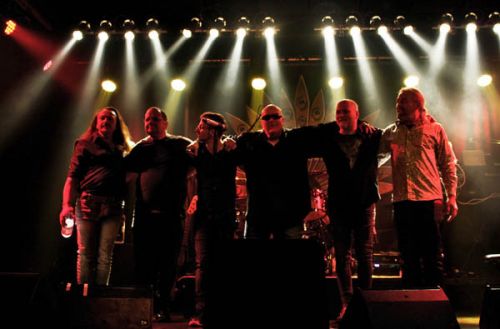 Dal-premier a TOJA ötödik stúdiólemezéről: 'Forever Rock'