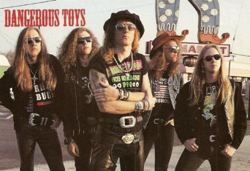 30 éves a DANGEROUS TOYS zenekar