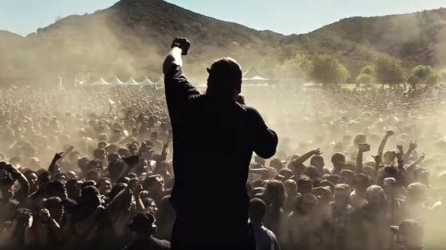 Klip-premier: SUICIDAL TENDENCIES - 'Living For Life'