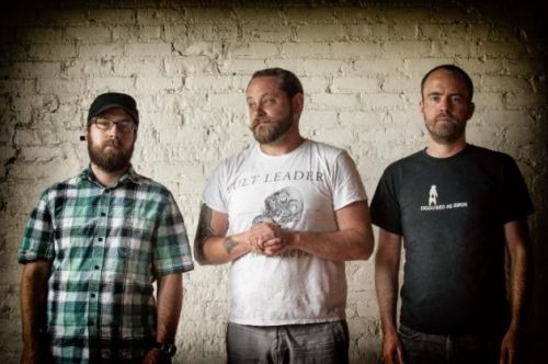 Hallgasd meg a DEAD IS DEAD új, 'Reproach Of Man' című számát!