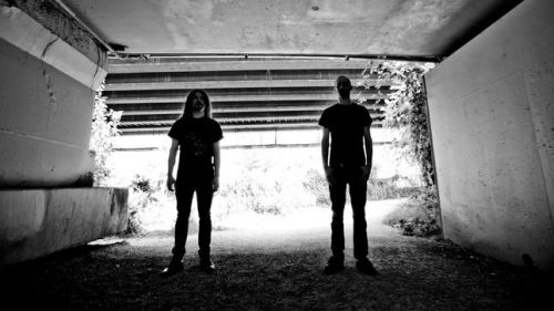 BELL WITCH - itt vannak a Seattle-i doom-duó és az AERIAL RUIN zenekar új közös dalai!