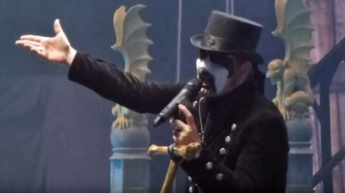 Watch KING DIAMOND's Performance Of 'Halloween' From Upcoming DVD