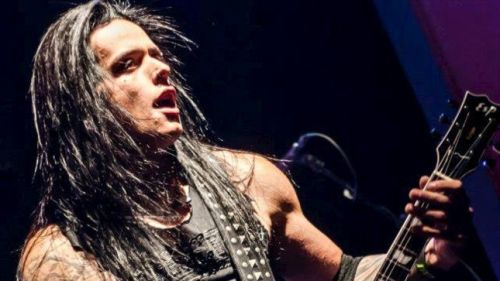 Former U.D.O. / DIRKSCHNEIDER Guitarist BILL HUDSON Launches New Band; Fans Invited To Vote On Band Name