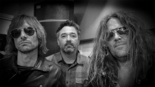 LA CHINGA - bemutatták a 'Keep On Rollin'' dal hivatalos videóját