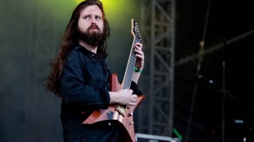 ALL THAT REMAINS Confirm Death Of Guitarist OLI HERBERT