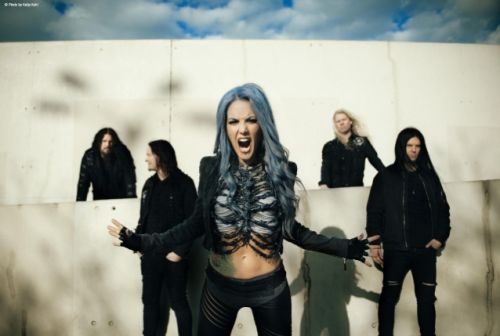 'Covered in Blood' címmel adja ki válogatás-albumát az ARCH ENEMY
