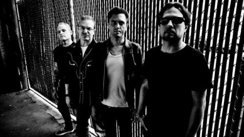 Black Flag-feldolgozást mutatott be a DEAD CROSS zenekar