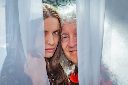 ARAPACIS Releases New EP Feat. Former RAINBOW Keyboardist DAVID STONE