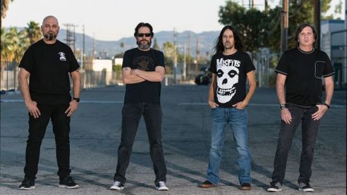 Itt a Holy Terror és a Jester Beast egykori tagjai alkotta MINDWARS zenekar új klipje, a 'The Awakening'!