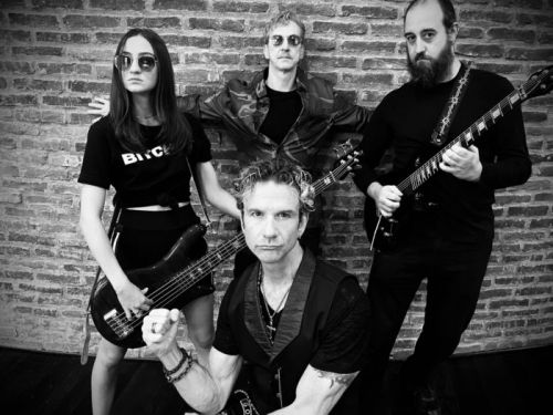 17 év után új dallal tért vissza a HOLY MOTHER zenekar