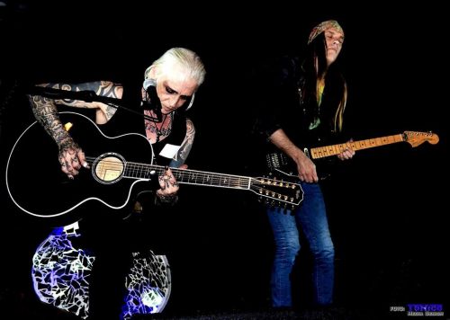 Közös albumot rögzített a TNT gitárosa, Ronni Le Tekrø és Ledfoot