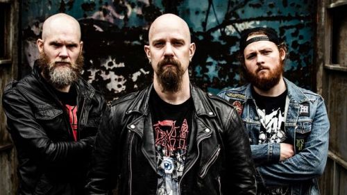 'Into The Fray' címmel új számot és videoklipet mutatott be a svéd black-thrash trió, a WARFECT