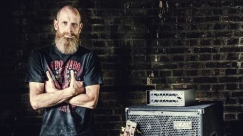 Martin Helmantel személyében új basszusgitáros érkezett a HEADLESS zenekarba