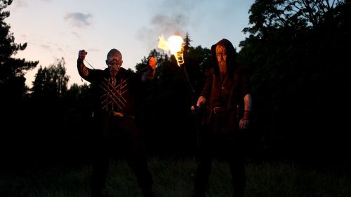 SARVEKAS - itt az új dal a finn black metal-duó debütáló albumáról: 'The Sacred Hour Of The Hunt'!