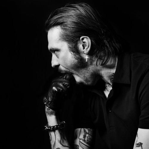 SPIRIT IN THE ROOM - Philip Anselmo kiadójához igazolt a los angelesi rockbanda