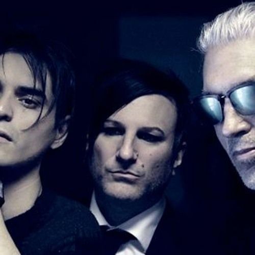 THE BANISHMENT - bemutatta debütáló single-dalát George Lynch 