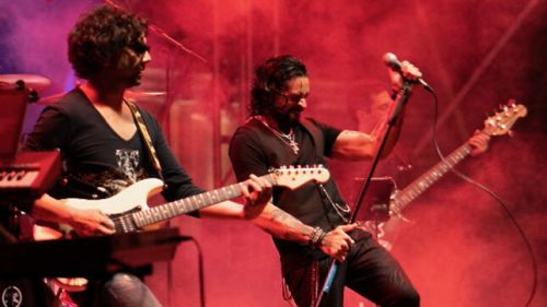 Ingyenes online koncertet ad Ronnie Romero énekessel az INTELLIGENT MUSIC PROJECT