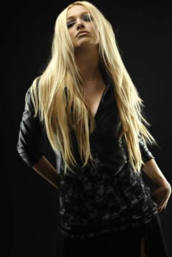 Íme ISSA új dala és videoklipje, a 'The Way Out'!