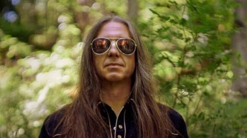 Az Opeth billentyűse, Per Wiberg vendégeskedik az új VOKONIS albumon - itt az új klipes dal, a 'Blackened Wings'!