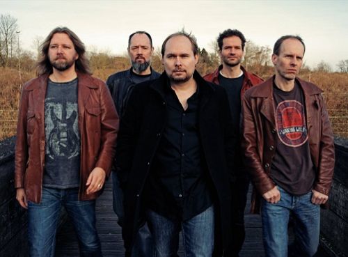 Új albummal ünnepli fennállása 30. évfordulóját a POVERTY'S NO CRIME együttes - itt az új klipes dal, a 'Hollow Phrases'!