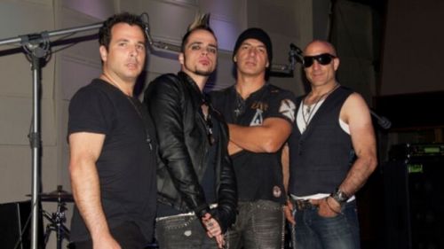 10 év után új albummal tért vissza a SWITCHBLADE GLORY