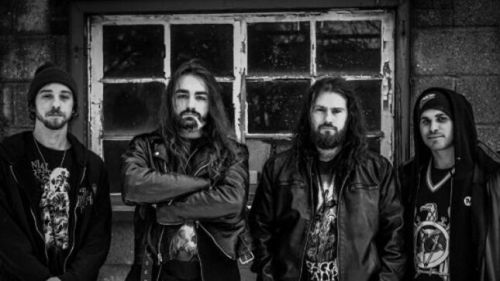 Itt a 'The Hellion / Electric Eye' feldolgozása a kanadai INVICTA zenekar 
