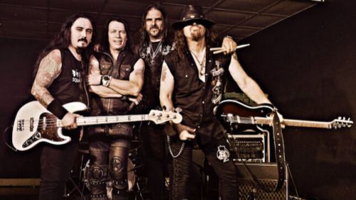 Klip-premier a MADMAN'S LULLABY zenekartól: 'Love Don't Come Easy'