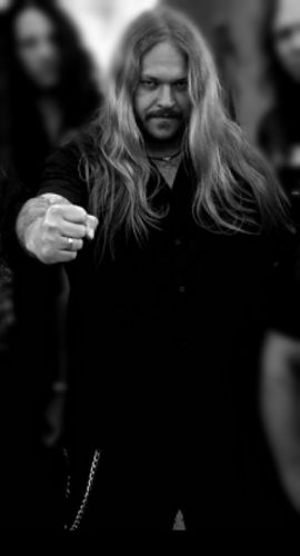 45 éves korában elhunyt a FLESHCRAWL frontembere, Sven Groß