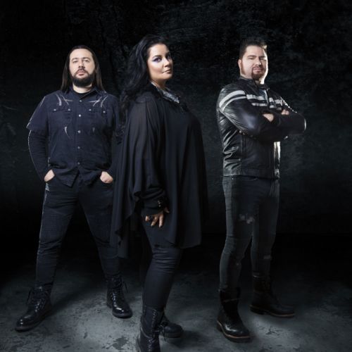 'Inspiring Milestones Vol. 1' címmel új feldolgozásokat ad ki a RAVEN TIDE