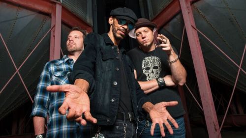Második albumával állt elő dUg Pinnick blues-rocker bandája, a GRINDER BLUES - itt a friss dal!