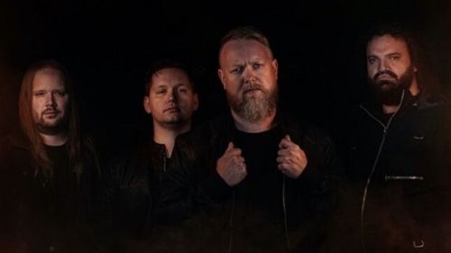 EYES WIDE OPEN - itt az új dal és videoklip, a 'Burn 'Em'!