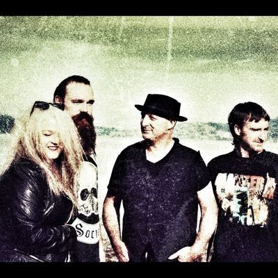 Elkészült debütáló albumával az új-zélandi MOJO ALICE együttes