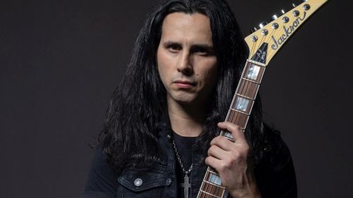 Kiadta instrumentális szólóalbumát Gus G. - itt az új videoklipes dal, az 'Into The Unknown'!