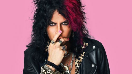 Szakított bandájával és szóló-előadóként folytatja Maryann Cotton