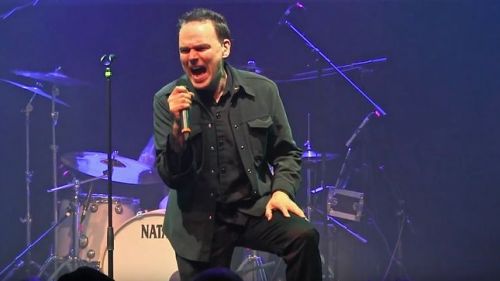 Itt az új dal és videoklip Harry Hess negyedik FIRST SIGNAL albumáról: 'Show Me The Way'!