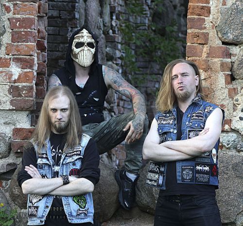 WORMQUIZITOR - itt a fehérorosz black-thrash banda új száma, a 'Bonecrusher'!