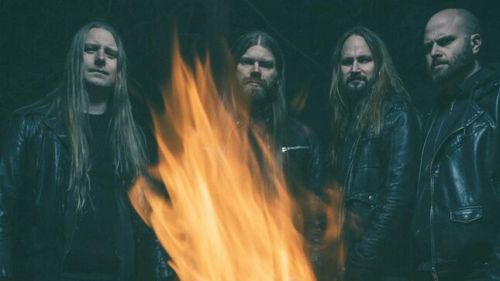 Klip-premier: MOLOKEN - 'Hollow Caress'