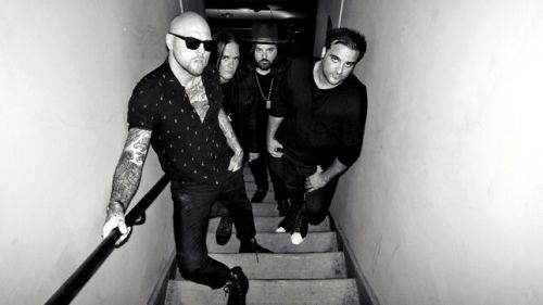 REDLIGHT KING - ősszel jelenik meg az új album; itt a friss klipes szám, a 'Cold Killer'!