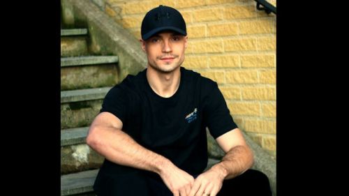 PALACE - 'One 4 the Road' címmel jelenik meg Michael Palace projektjének negyedik albuma; itt az új dal, a 'Fifteen Minutes'!