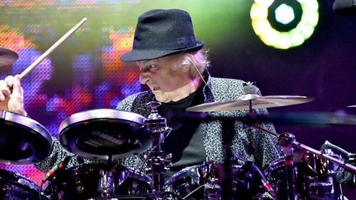 Elhunyt Alan White, a YES dobosa
