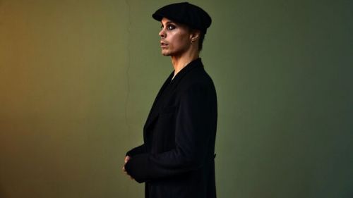 Szólóalbummal tér vissza a színtérre Ville Valo: januárban jelenik meg a 'Neon Noir'