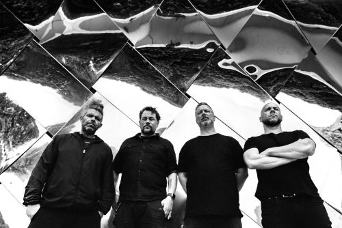 Dal- és klip-premier: CAR BOMB - Blindsides